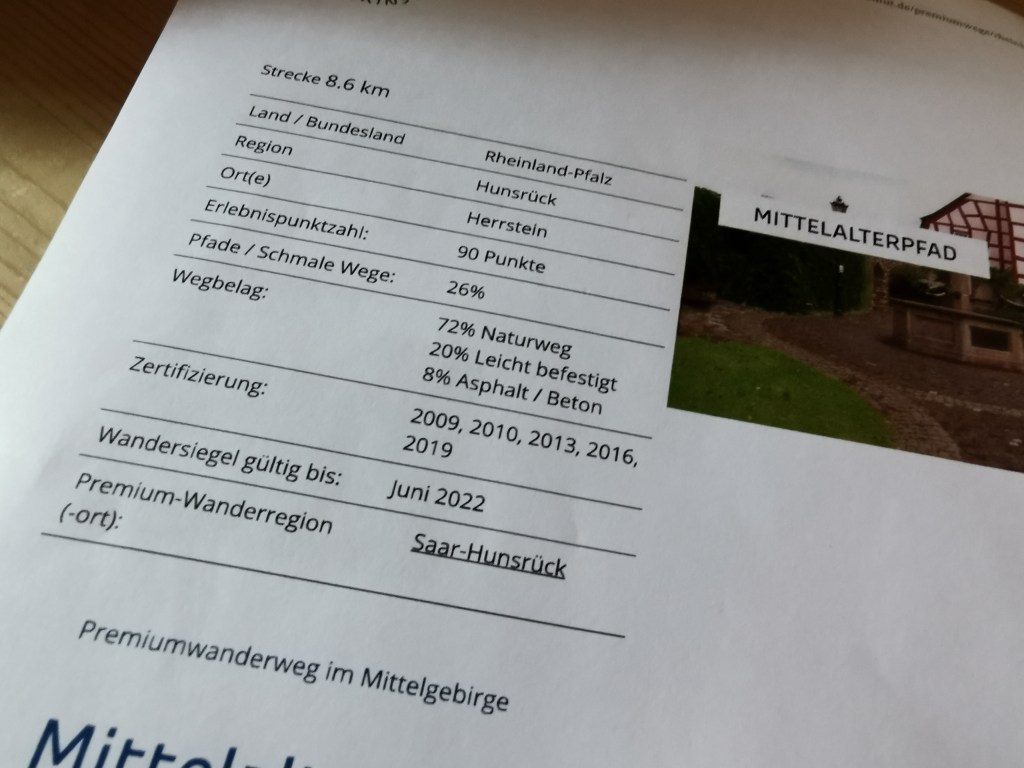 Uuuuuuurlaub – die Anreise und der Mittelalterpfad